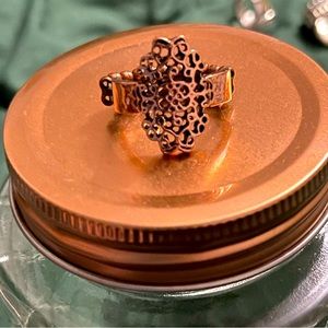 Paparazzi Rings- Stretchable band
All paparazzi Jewelry- 3 for $10